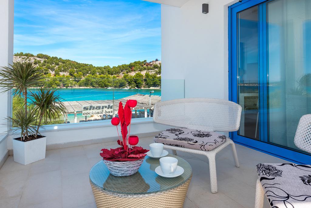 Apartments & Rooms Shark Zaboric Ngoại thất bức ảnh